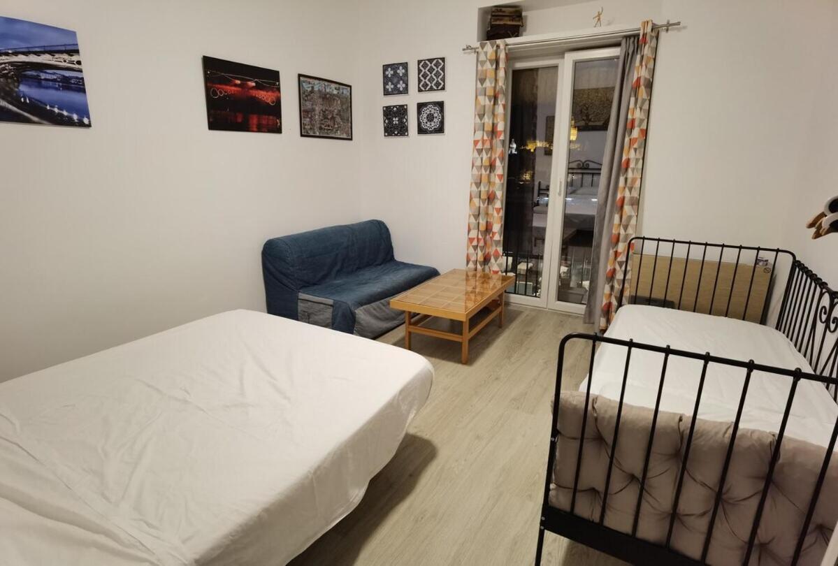 Betis Del Oro Villa Севиля Стая снимка